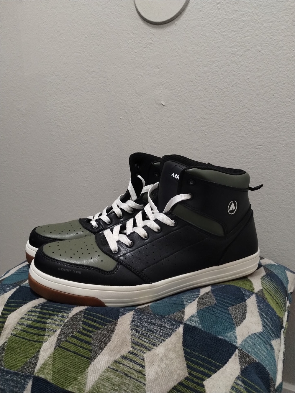 Size 14 Mens Arena Airwalk Composite Toe Work Boots.